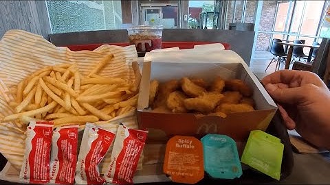 MCDONALDS POV EATING CRISPY CHICKEN NUGGETS FRENCH FRIES SPICY RANCH RELAXING MUKBANG ASMR CHALLENGE