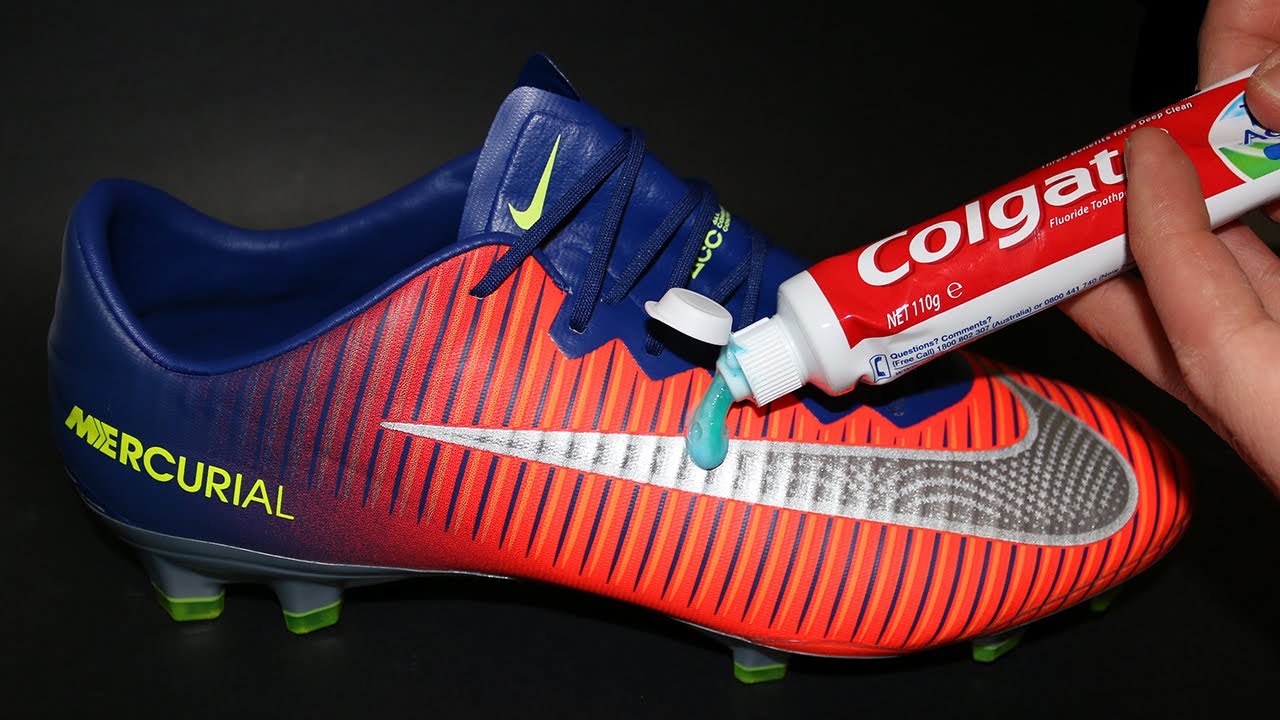 vicky football boots