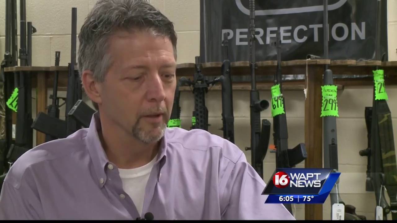 Thompson supports ban on assault rifle