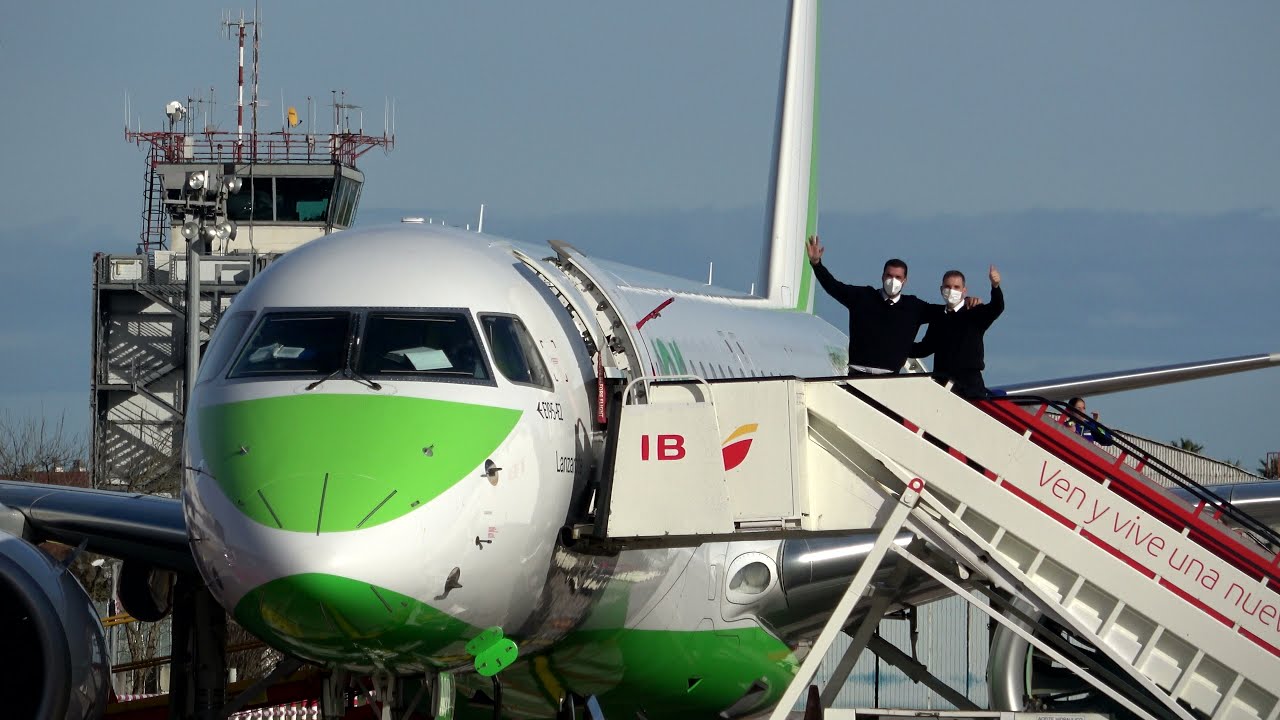 Embraer E195-E2 Binter Canarias EC-NNV puesta en marcha y despegue San Sebastián EAS/LESO 26/12/2021