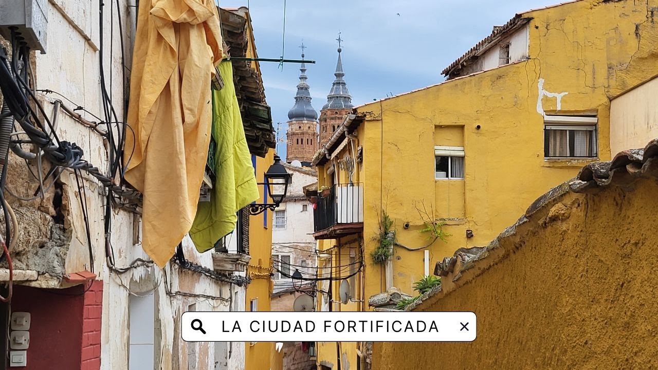 CALATAYUD el Castillo de Ayyub, casas cueva y sus vistas panorámicas
