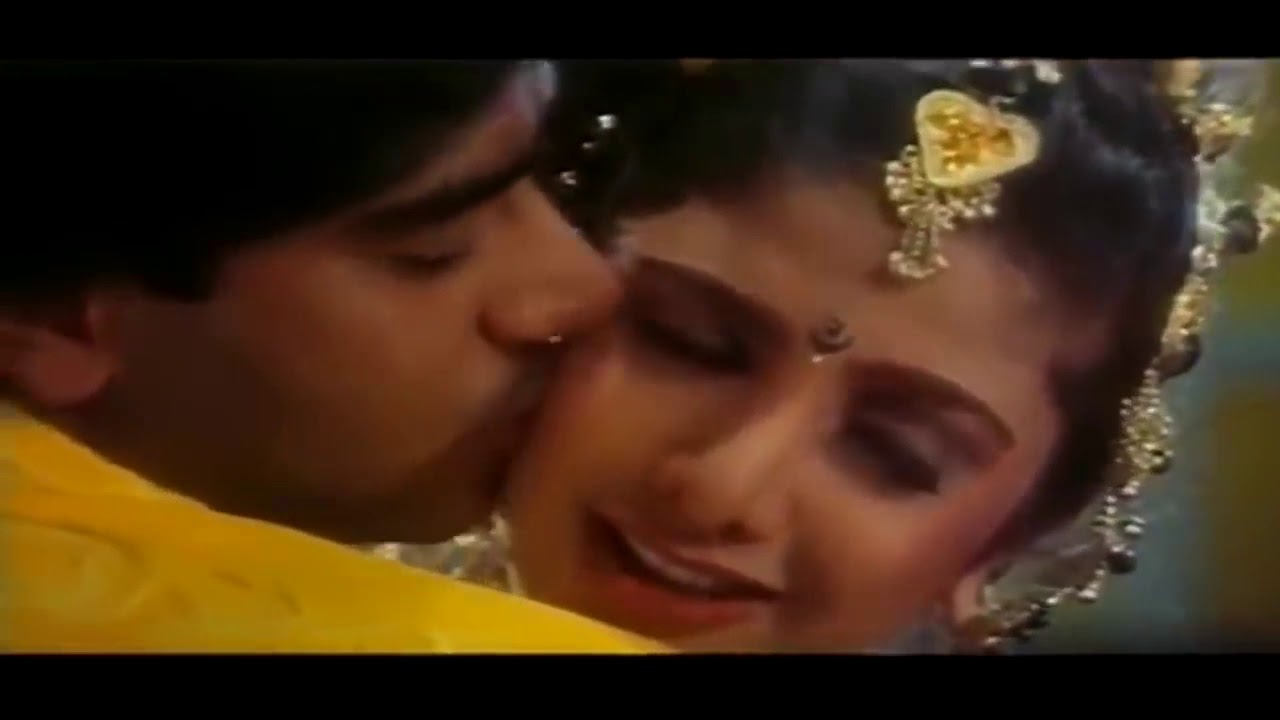 Deewana Deewana Yeh Dil Tera Deewana   Jung   Ajay Devgan Rambha   Kavita Krishnamurthy Abhijeet