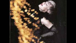 Alexia - Anteprima di Stars - Disponibile dal 22 giugno 2010