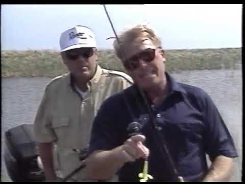 Roland Martin Reveals How To Customize Your Helicopter Lure (1994 Fishing  VHS) 