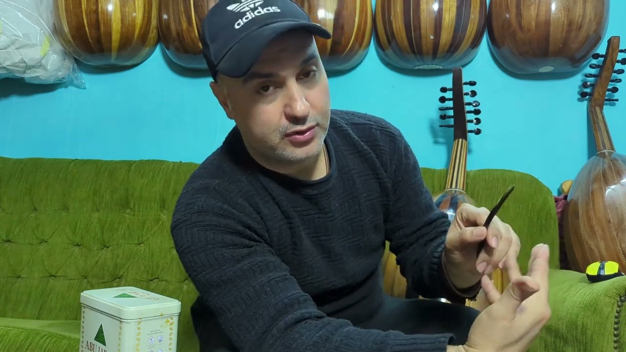 مسكة الريشة الصحيحة للعود 👌 مهمة جداااااااا