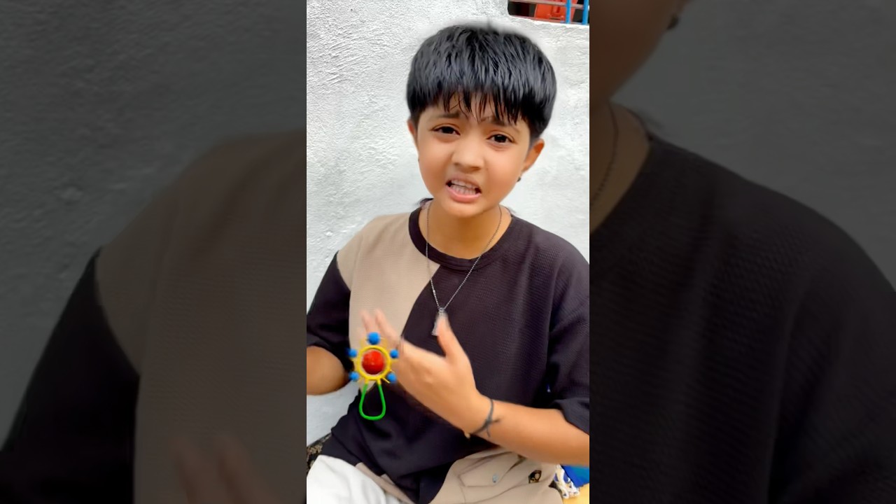 Car me makdi 🕷️ kaha se aa gayi 😳🫩 