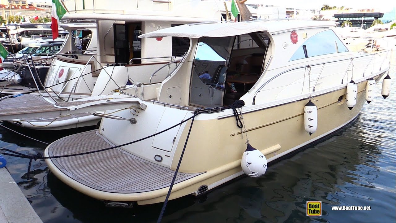 2018 Cantieri Estensi Yachts 400 Goldstar Yacht Walkaround 2018