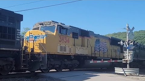 Union Pacific SD70M w/ ex UP SD90MAC as rebuilt Norfolk Southern SD70ACU on PRR Ft Wayne Line
