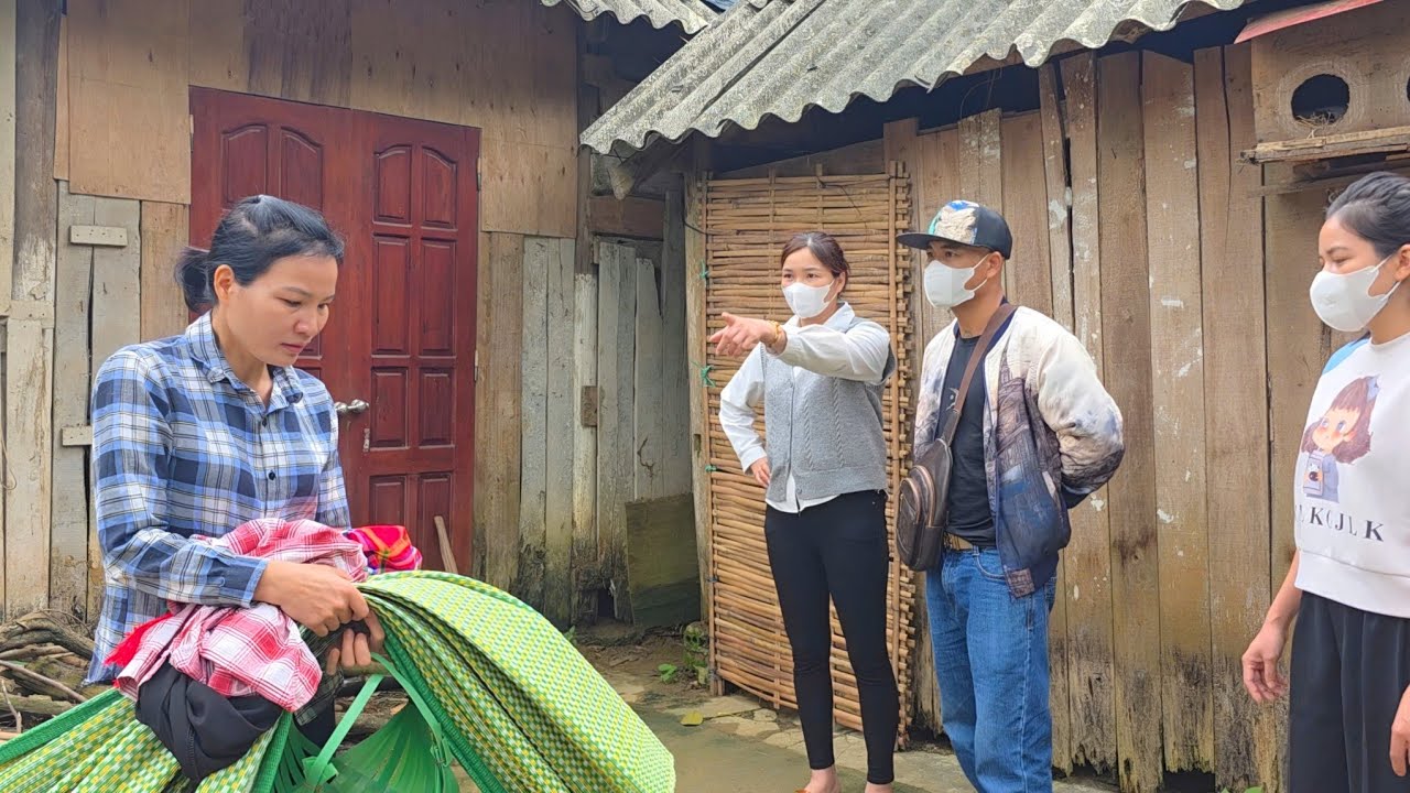 Single mother has to leave her home and start her life over from zero in a new land