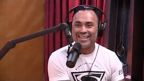 Joe Rogan - Eddie Bravo Goes DEEP on Flat Earth