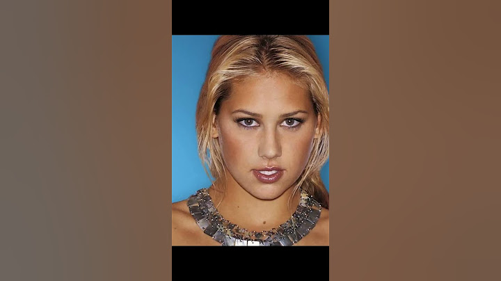 anna kournikova is a russian tennis player fashion model