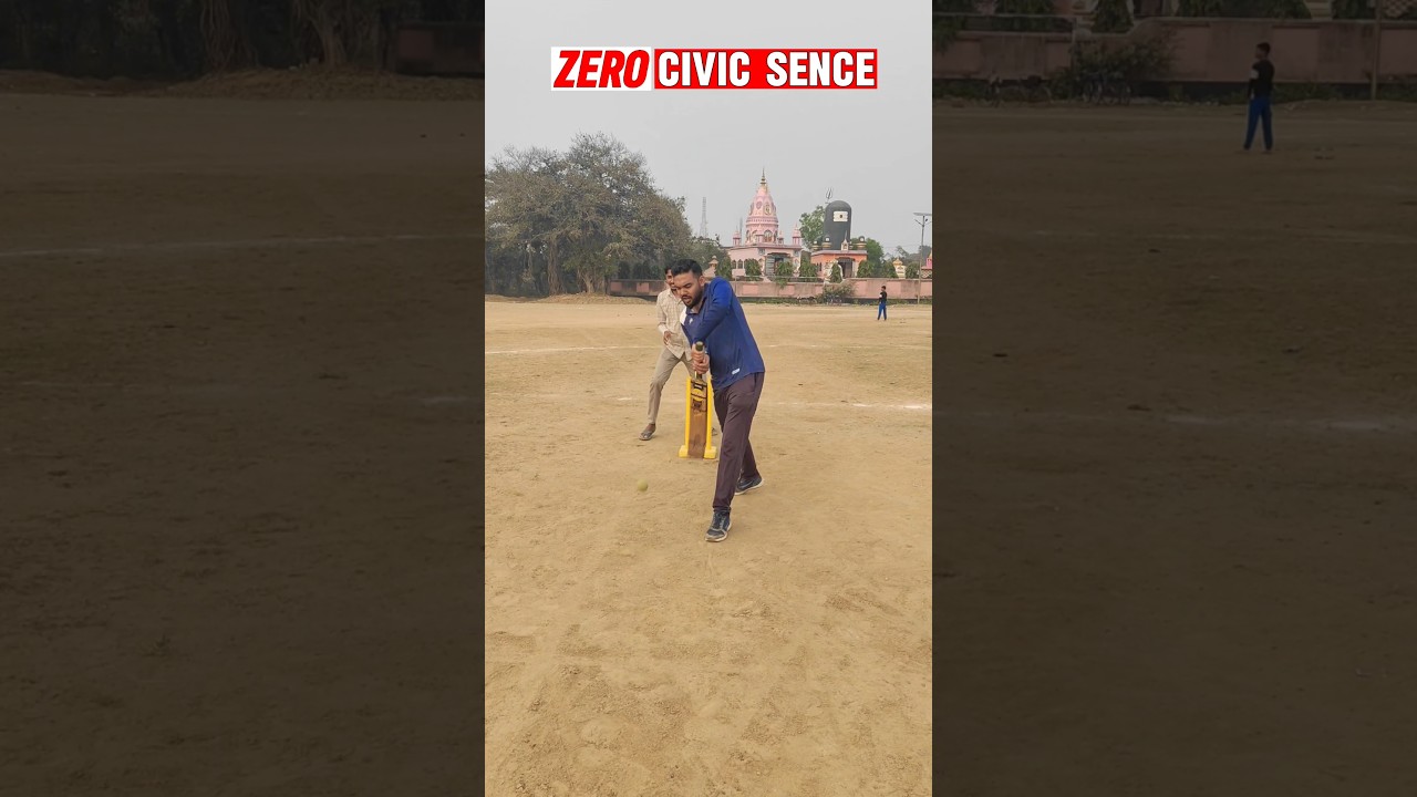 Zero civic sense Ms dhoni 🤣🤣 