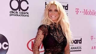Britney Spears Rocks a Seriously Sheer Ensemble, No Pants at the Billboard Music Awards