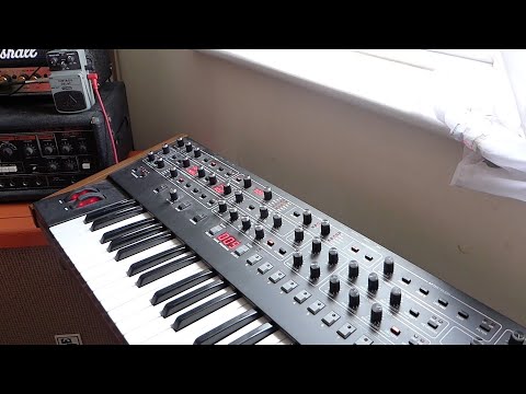 Sequential Prophet 6 & Behringer VD400 Vintage Delay