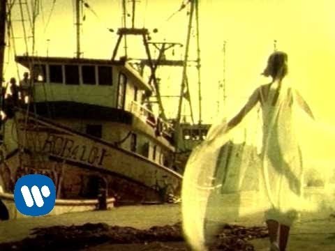 Maná - Rayando El Sol (feat. Pablo Alborán) [Video Oficial]