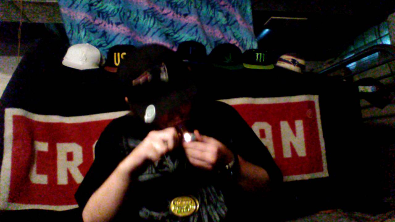 Smoking 30 Year Old Weed Out Of A 30 Year old Pipe