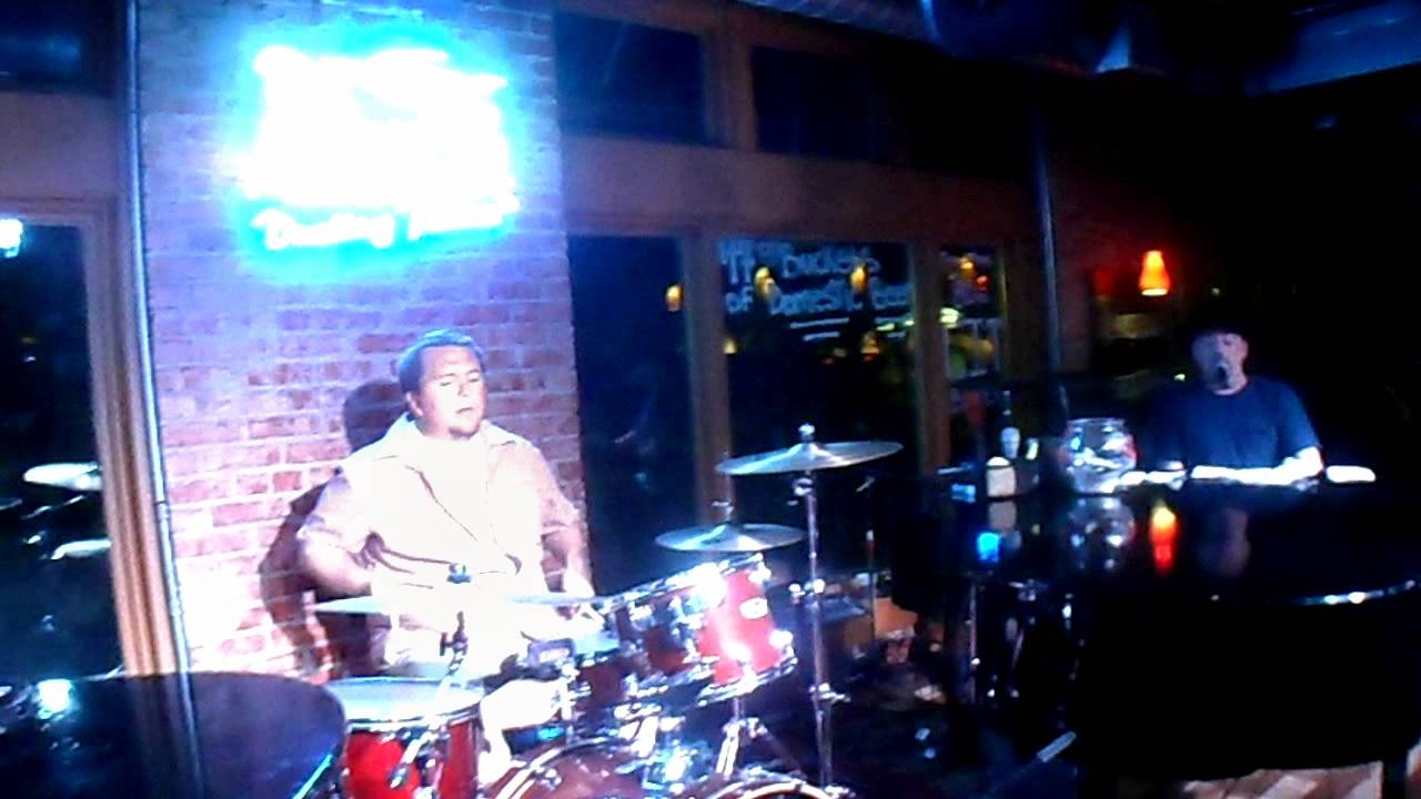 Playing at Michael Murphy's in OKC!!! - YouTube