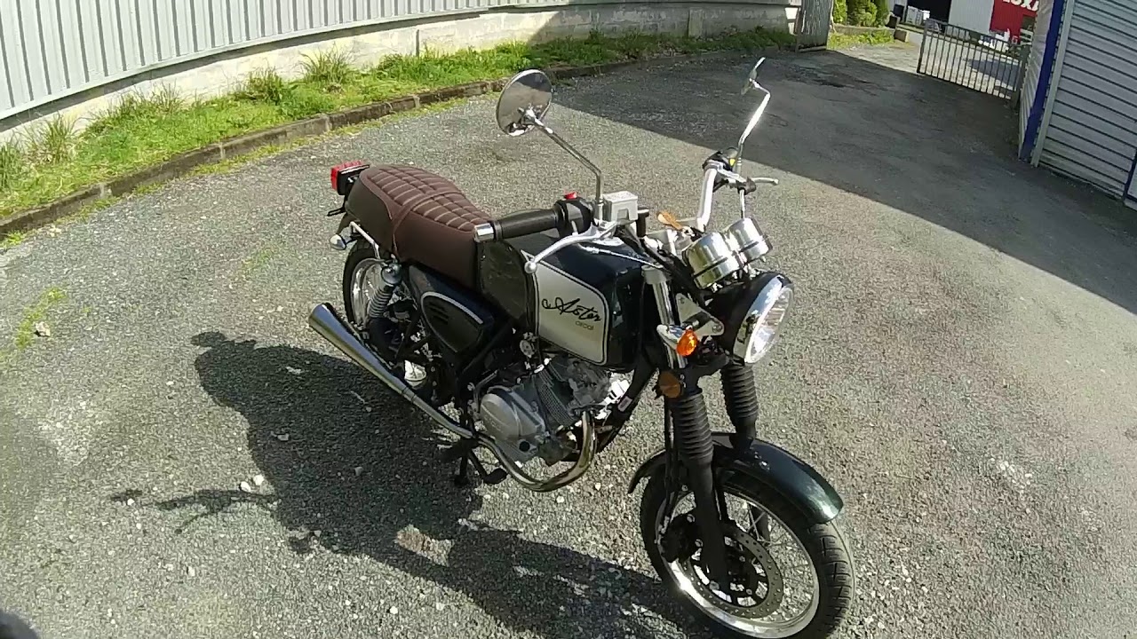 MOTO ORCAL ASTOR 125cc VERT ANGLAIS sous le soleil exactement