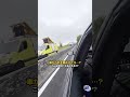 対向車線でこんなのやってたらビックリすぎる😂