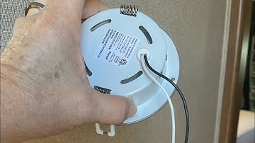 How to replace the puck lights in your RV