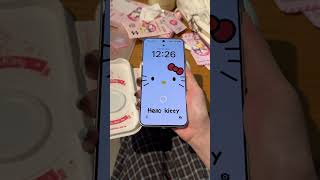 From now on, there is a cute thing prepared by my girlfriend on my screen.