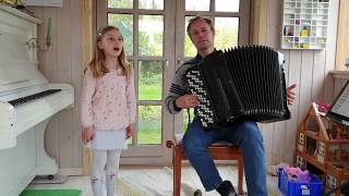 Old Bulgarian Wedding Folk Song Moma Se S Roda Proshtava Adam & Gergana Ørvad Performance