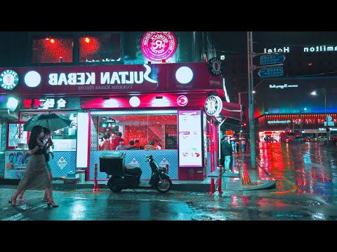 [4K] Walk in Itaewon on a rainy Saturday night. Seoul, Korea, Ambience, binaural 비 내리는 토요일 밤 이태원을 걷다