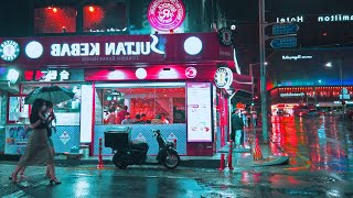 [4K] Walk in Itaewon on a rainy Saturday night. Seoul, Korea, Ambience, binaural 비 내리는 토요일 밤 이태원을 걷다
