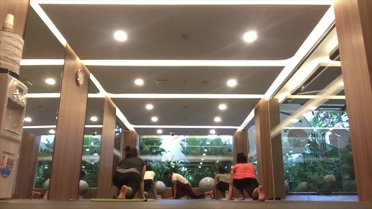 DelapanYoga
