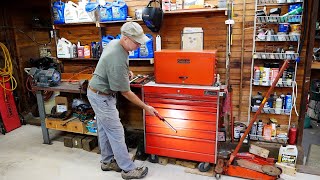 My New Favorite Light. The Versatile Streamlight 76800 Stinger Switchblade. Its Bright