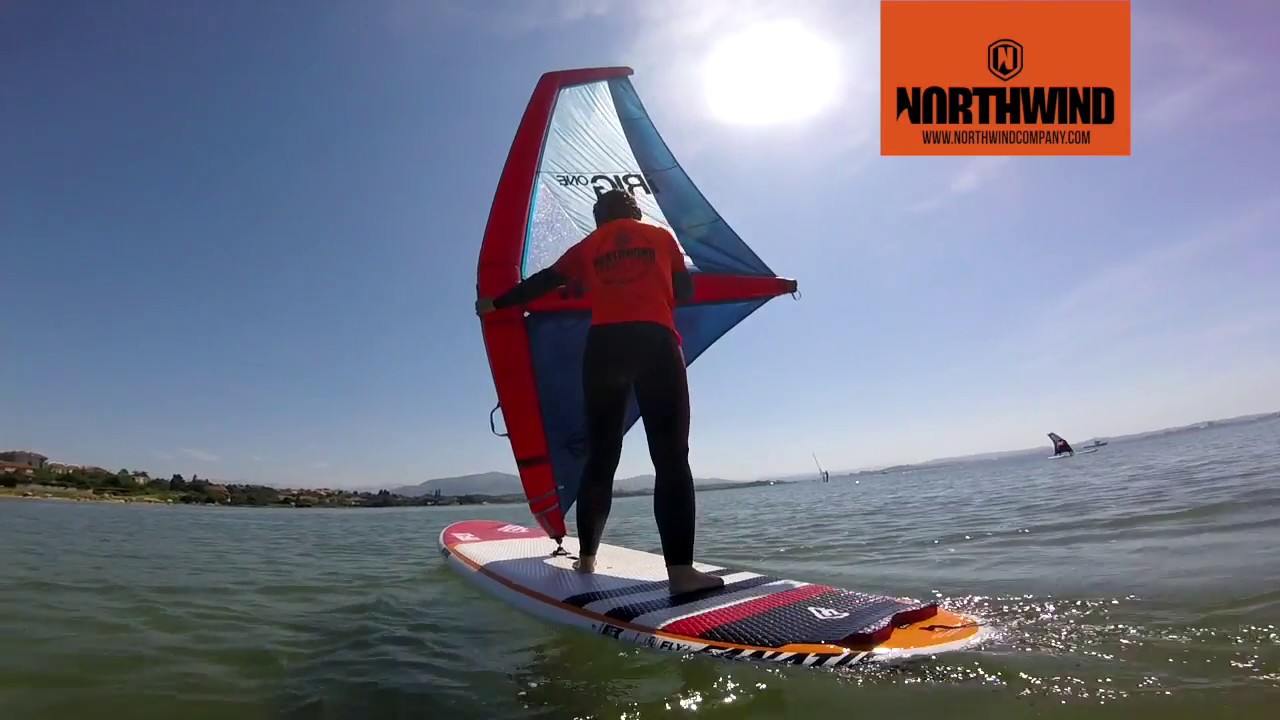Aprende windsurf en Cantabria con la escuela Northwind