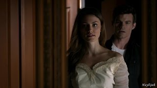 The Originals 1x10 Elijah Helps Hayley With Her Dress