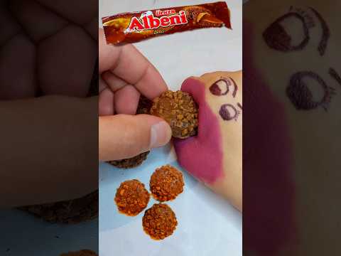 HANDY EATING SNACKS