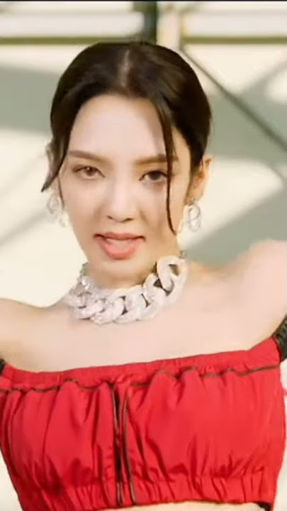 HYO 'DESSERT ( Feat.Loopy, SOYEAN (( G ) I - DLE. (vertical version) whatsapp status ( pt-2)