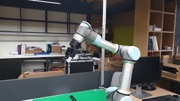 Universal Robot UR5 + ROS + Jupyter