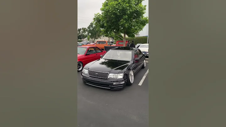 Bagged 1995 lexus ls400