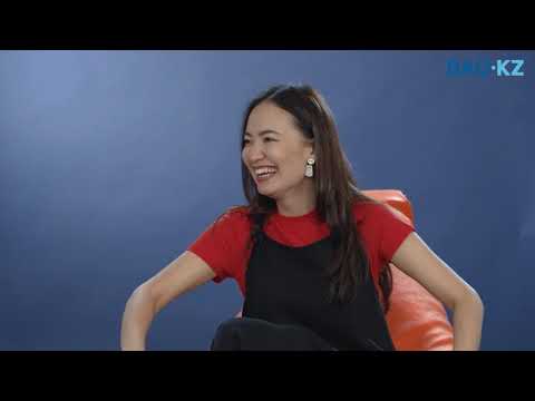 Орыс майлары бар порно Омбылық қыздар Атлантида стриптизшісін сорып жатыр.