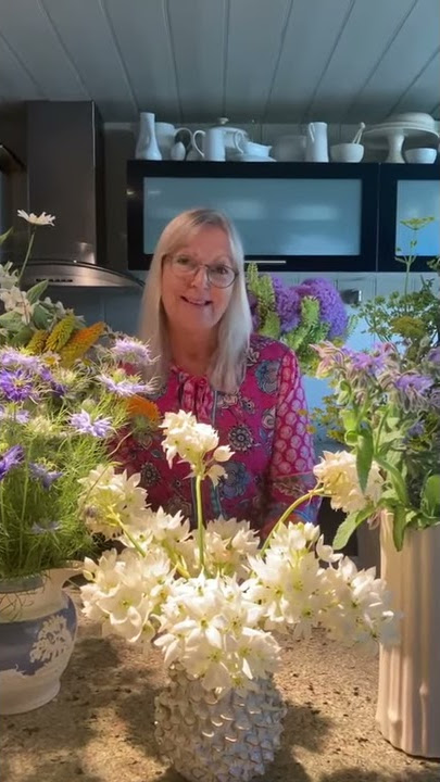 Fabulous Flowers tv - Paula Pryke for British Flowers Week