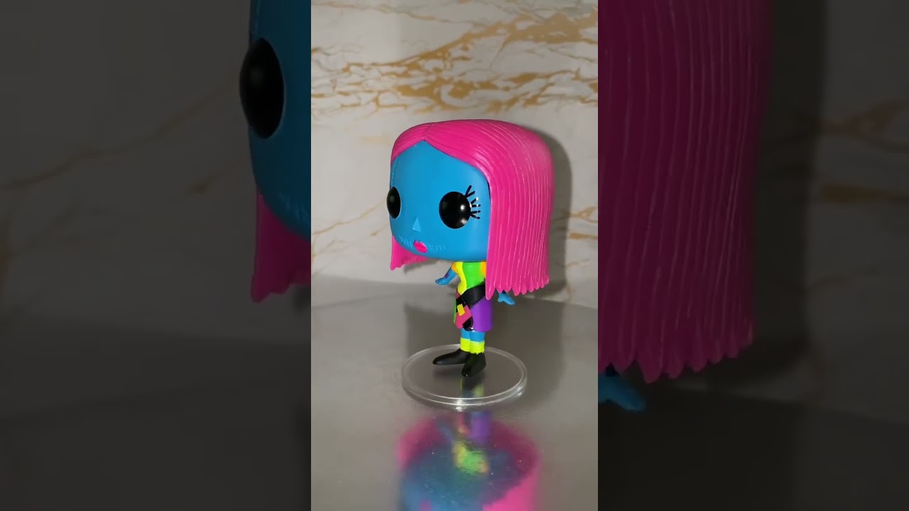 Disney | The Nightmare Before Christmas Sally Blacklight 16 FUNKO Pop! 