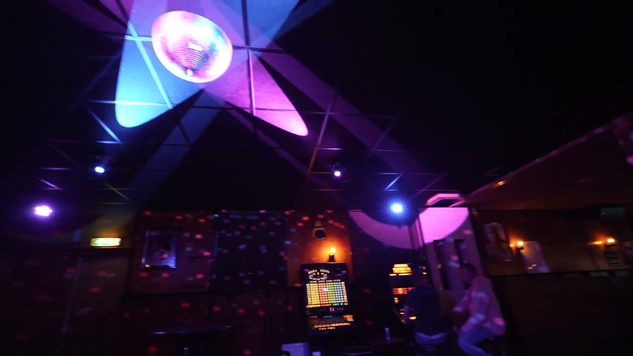 Rients Faber licht geluid & beeld -  Discoverlichting Café de Lantaarn