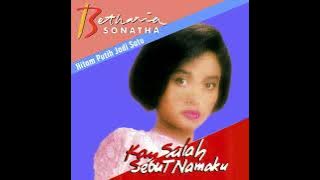 Betharia Sonatha - Hitam Putih Jadi Satu