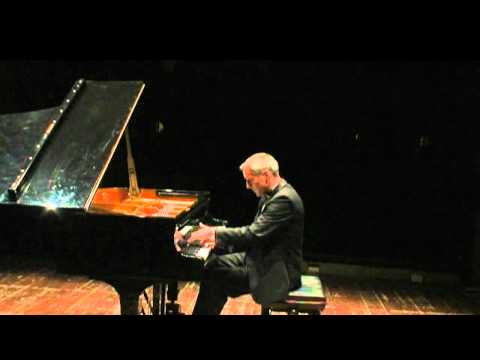 Debussy - Pour les tierces - Aleksandar Madzar