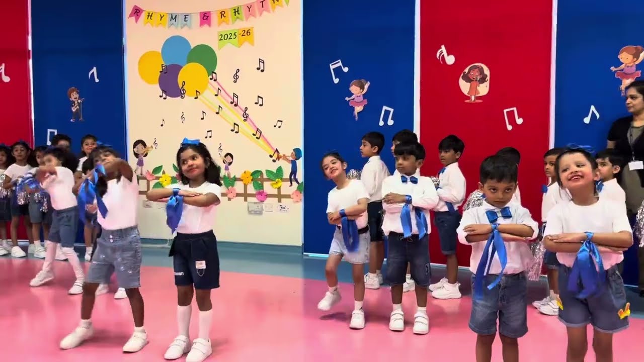 Best Day of Our Lives – A Joyful Dance by Dhwiti and Her Classmates 🌟