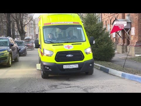 Подмосковные подстанции скорой помощи получили 42 новые машины с медицинской техникой.