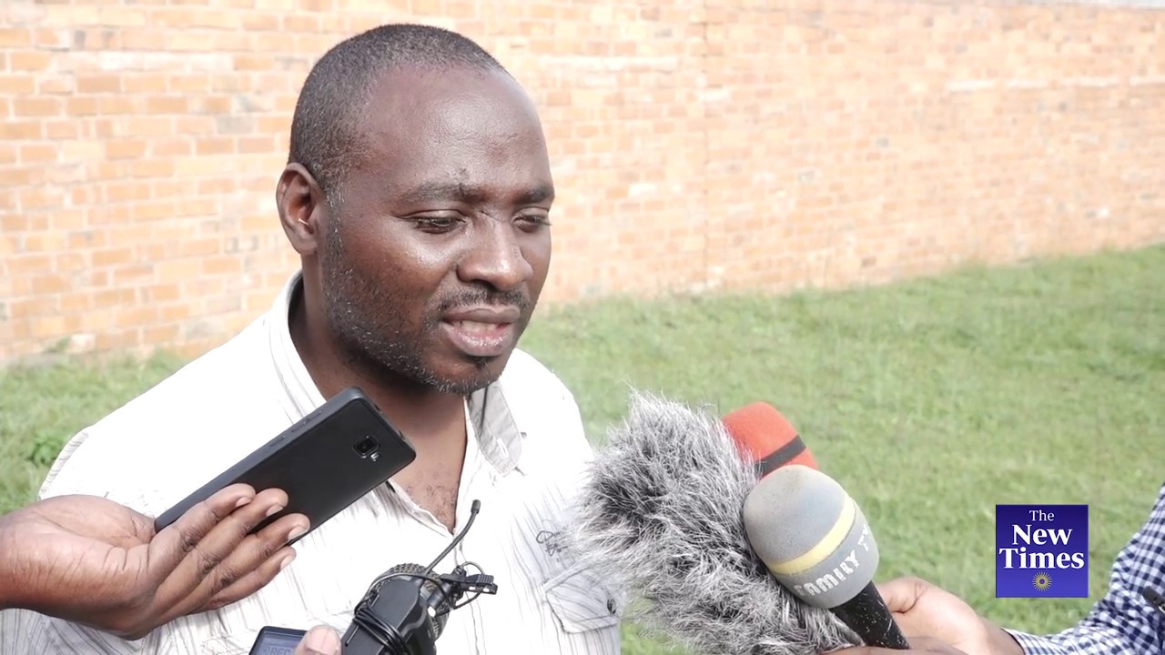 paul kagame twitter Silas arira, yavuze byinshi yakorewe afungiwe muri Uganda