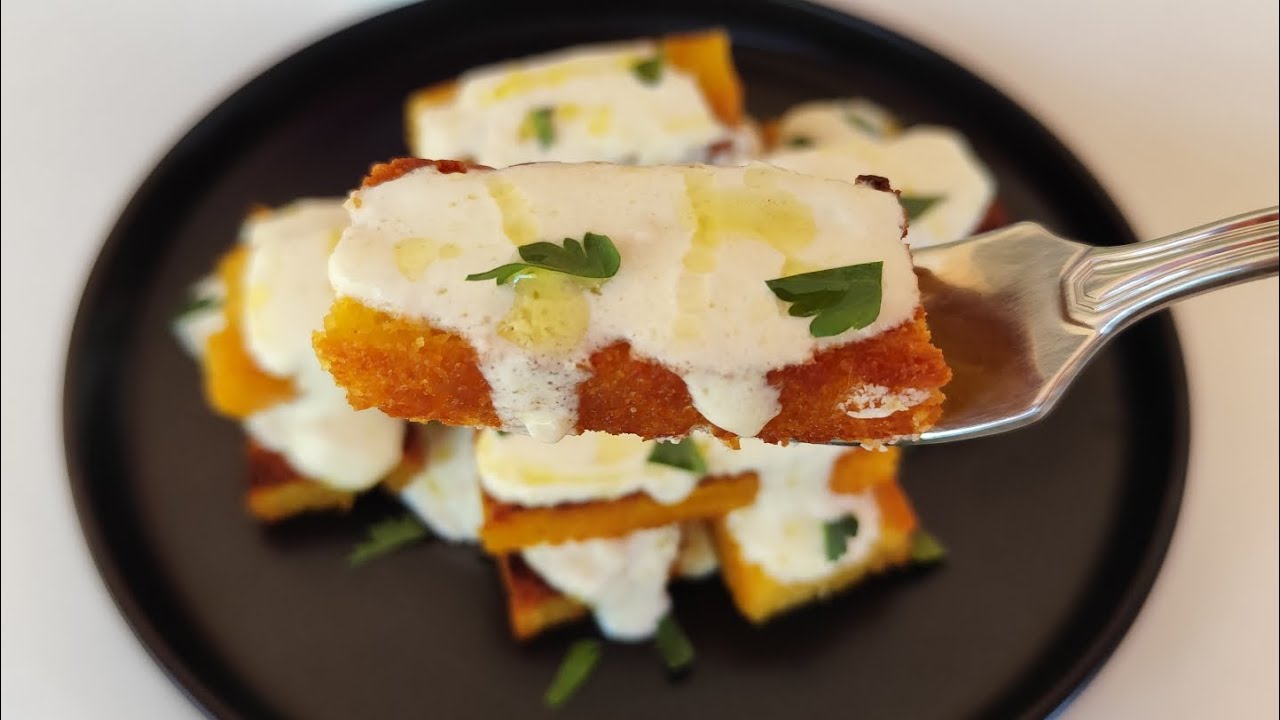 Pjata që na rriti 🥰Receta e gjysheve 👌 Bukë misri me kos dhe hudhër 🤌