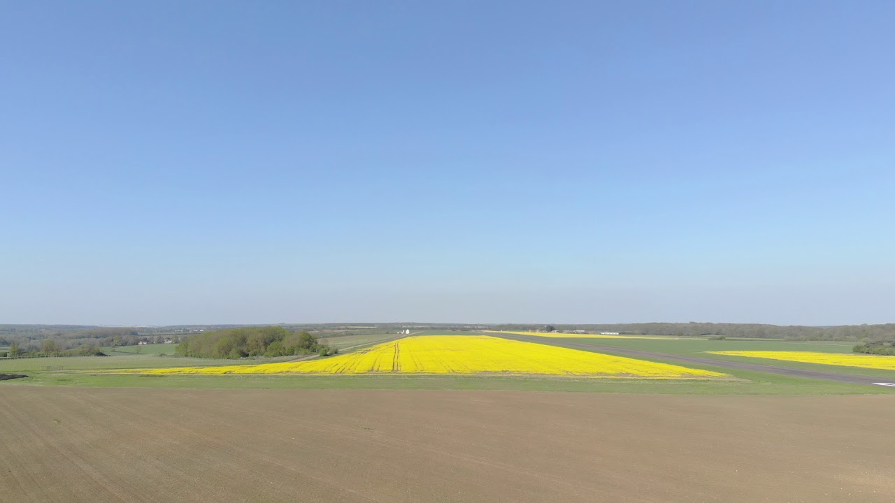Deenethorpe airfield 401st bomb group. A lazy Sunday afternoon on Deenethorpe airfield...