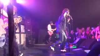 Hollywood Vampires - I&#39;m A Boy at The Roxy 9/17/15