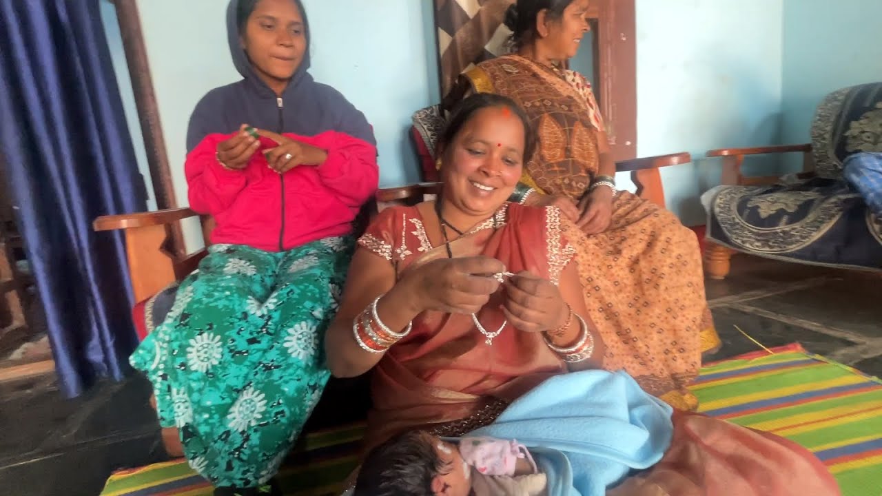 Didi Chote Baby Ke Liye Kya Gift Laya 😊🥰