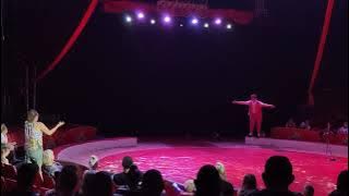 Kano the clown - Hat Juggling Comedy